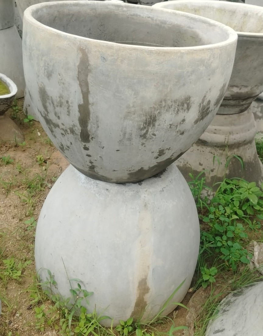 Round RCC Flowerpot